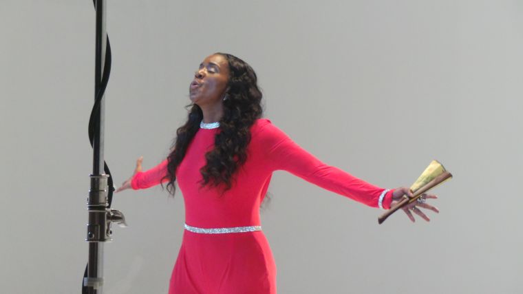 Momma Dee Shoots Video For ‘I Deserve’