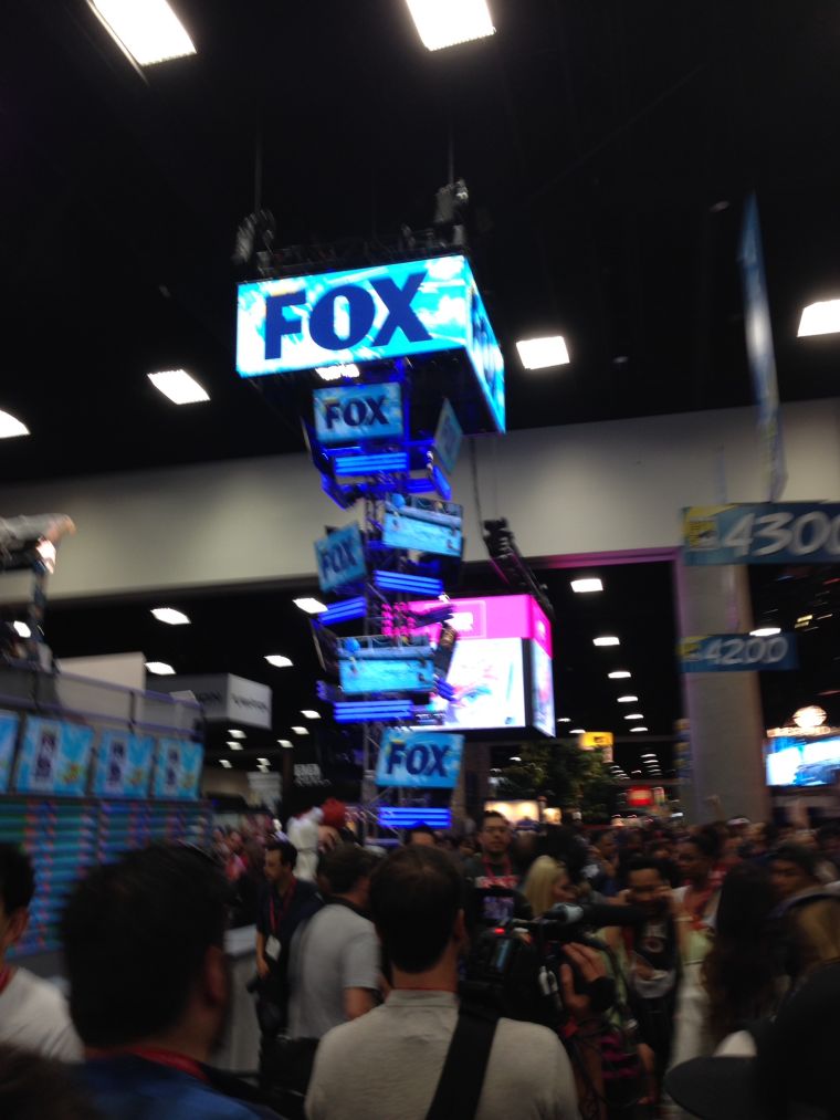 Headkrack hits up comic con!