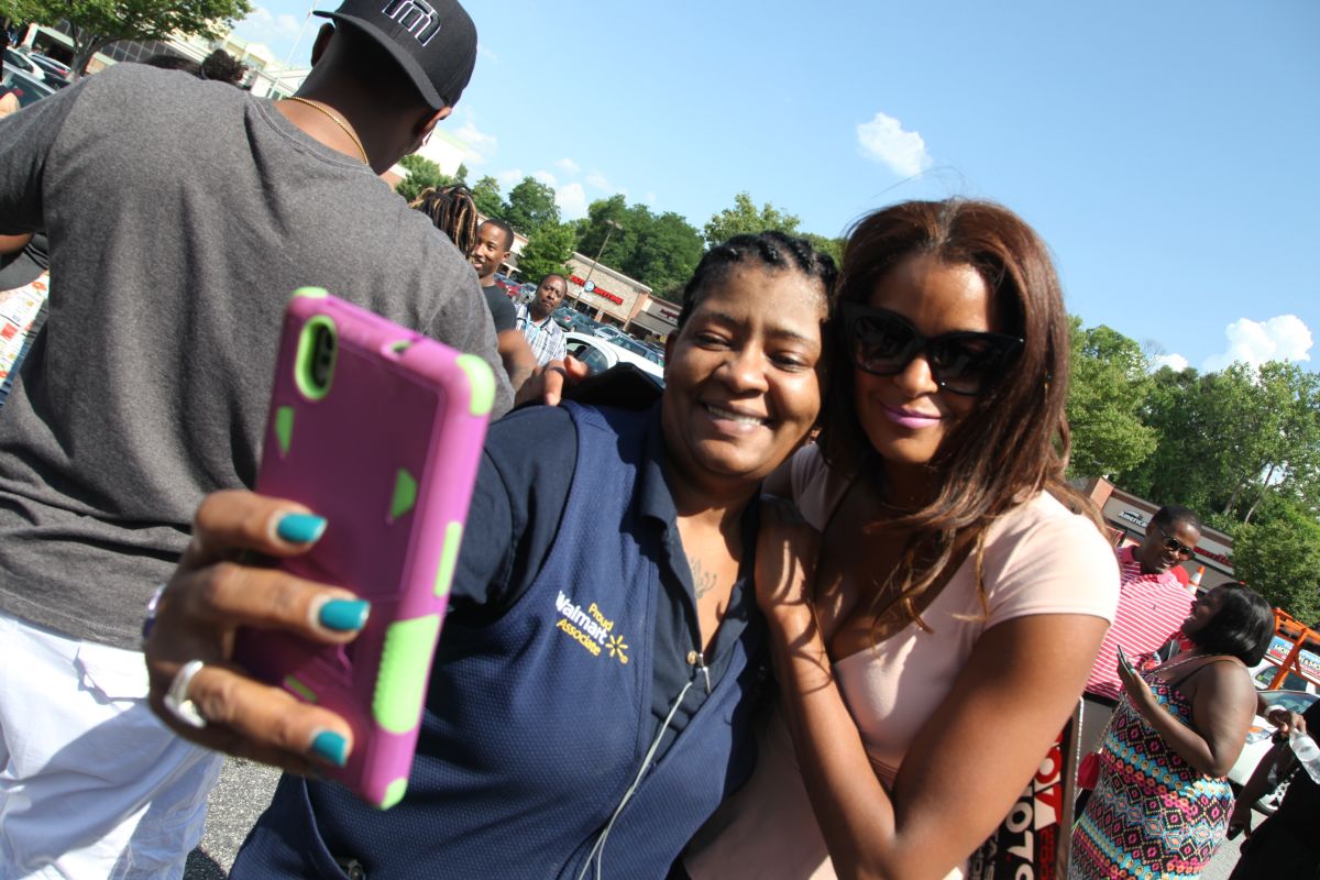 Rickey Smiley Bus Tour In Atlanta