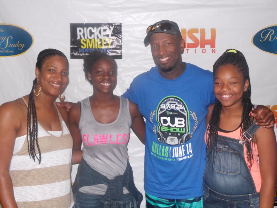 The Rickey Smiley Morning Show Gets Love In Dallas!