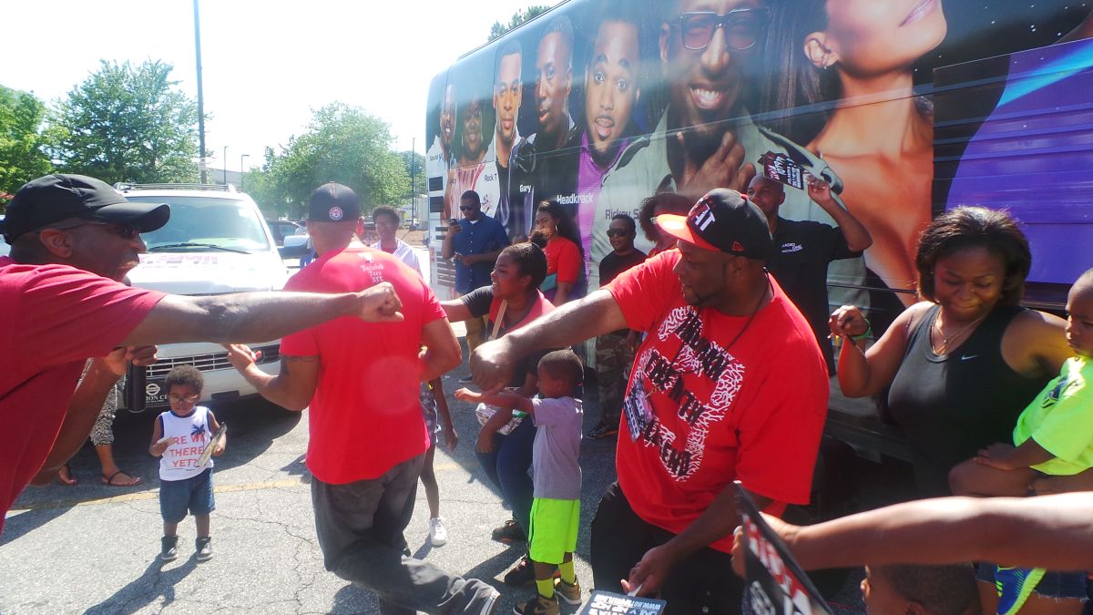 Rickey Smiley's ATL Bus Tour!