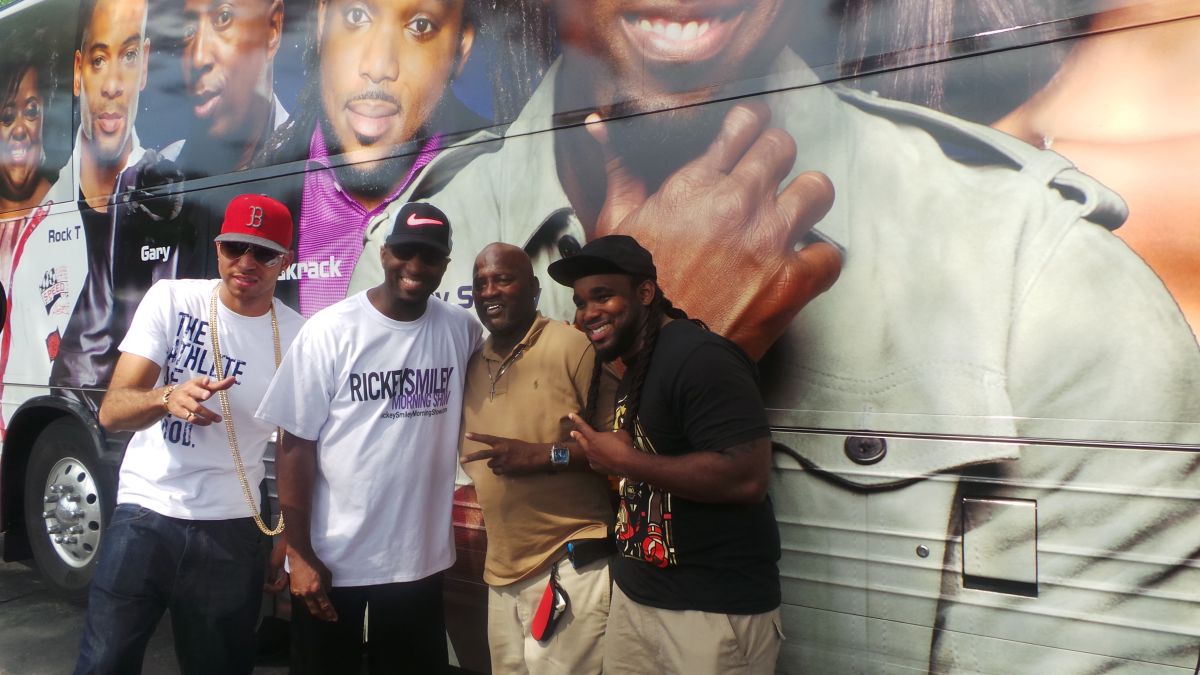 Rickey Smiley's ATL Bus Tour!