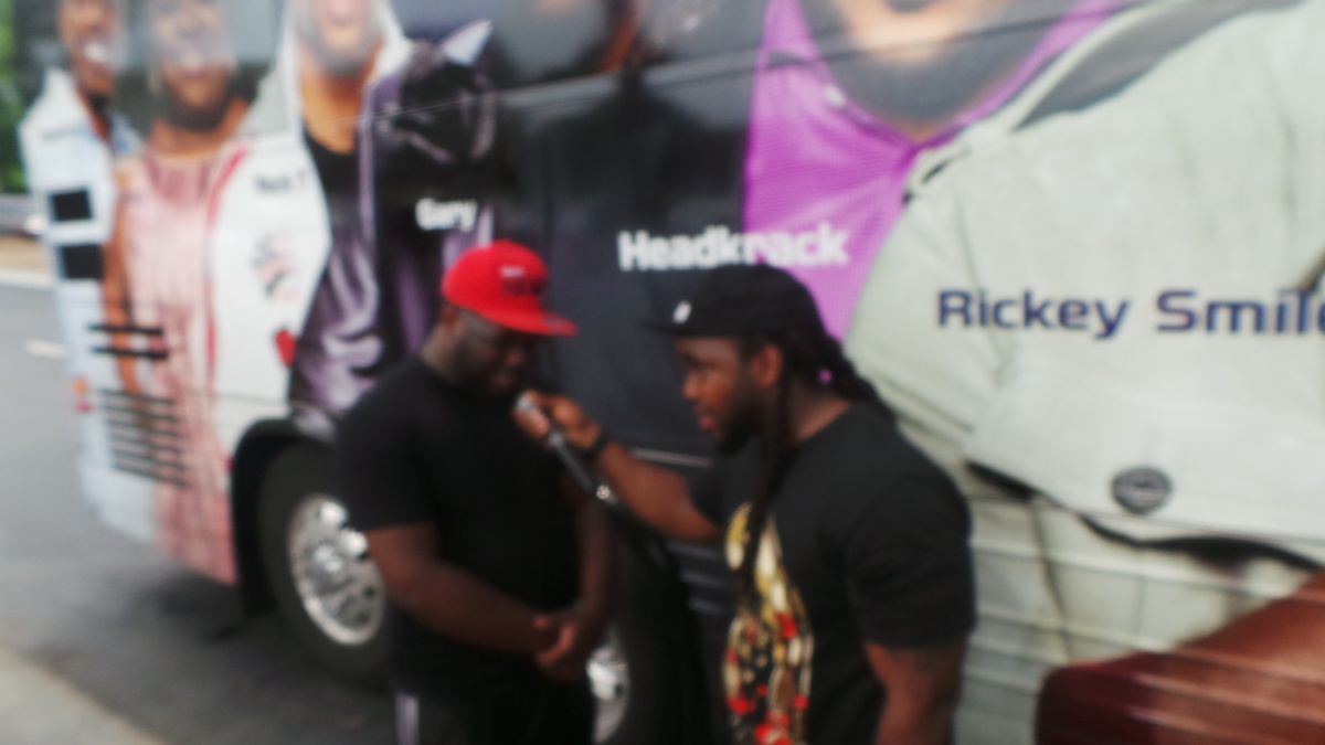 Rickey Smiley's ATL Bus Tour!