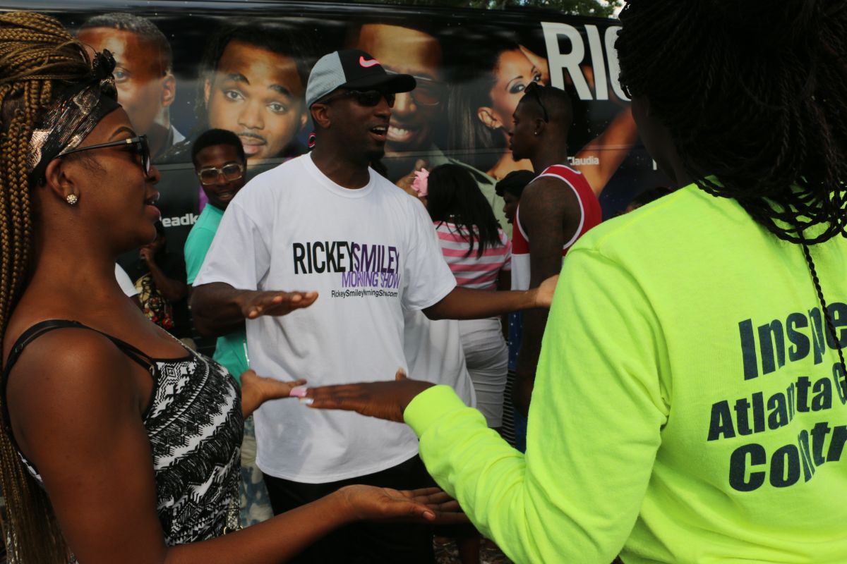 Rickey Smiley's ATL Bus Tour!