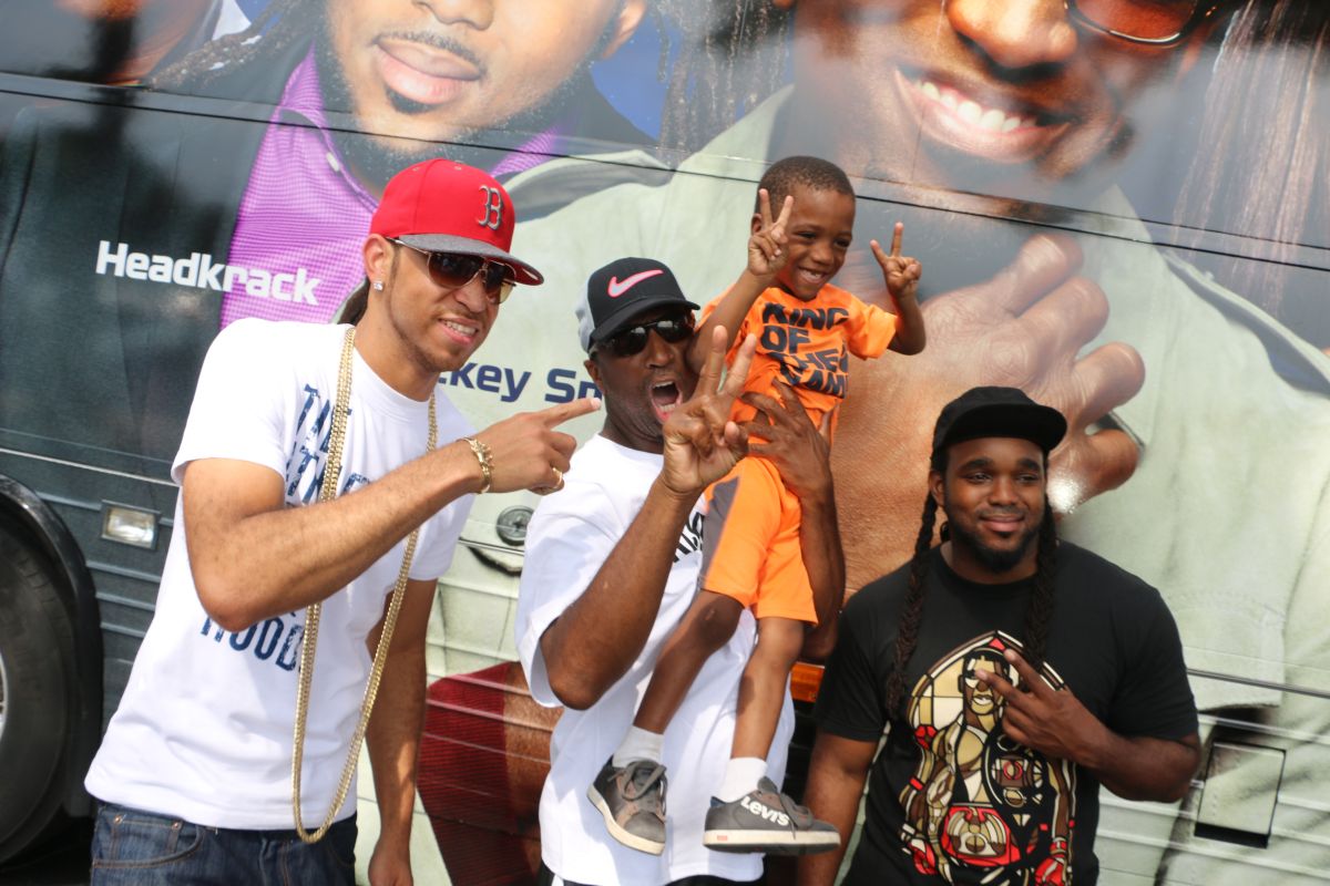 Rickey Smiley's ATL Bus Tour!