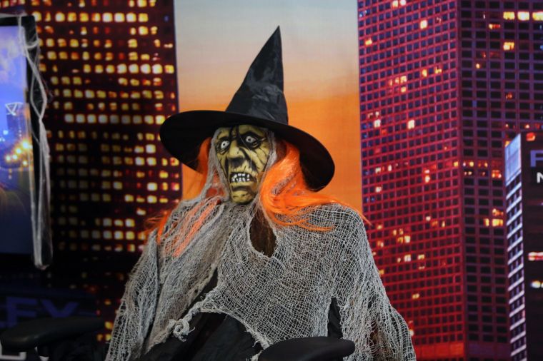 “Dish Nation” Witch