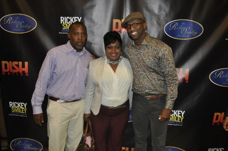 Rickey Smiley & Fans At Magic City Classic 2015
