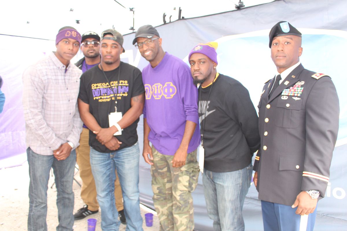 Rickey Smiley Meets Listeners During Magic City Classic Weekend!