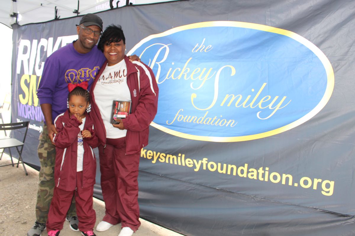 Rickey Smiley Meets Listeners During Magic City Classic Weekend!