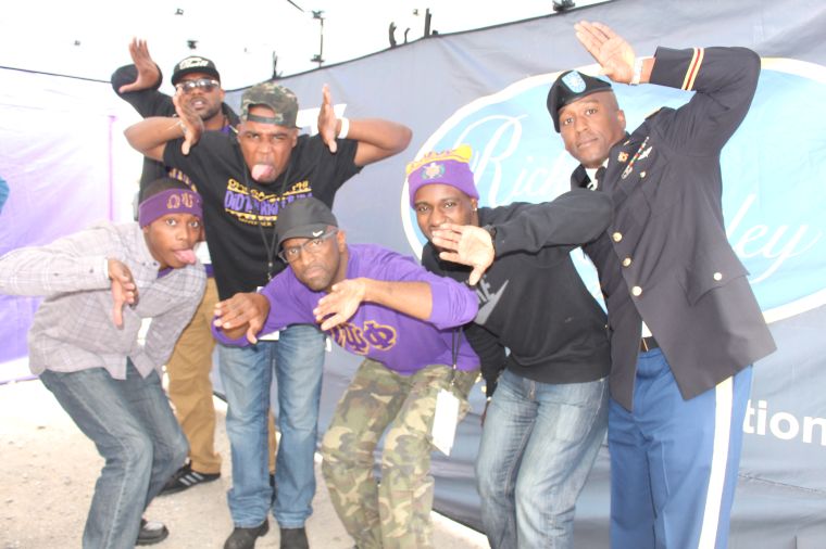 Rickey Smiley & Fans At Magic City Classic 2015