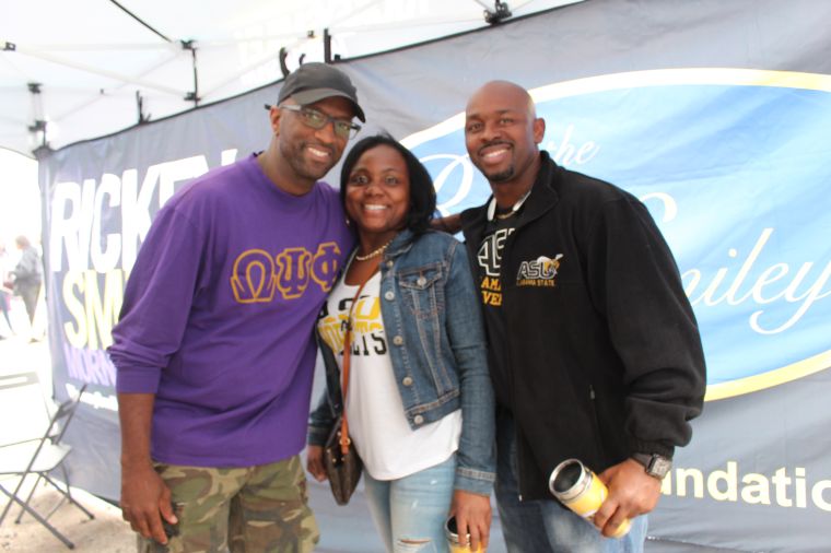 Rickey Smiley & Fans At Magic City Classic 2015