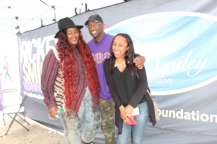 Rickey Smiley & Fans At Magic City Classic 2015