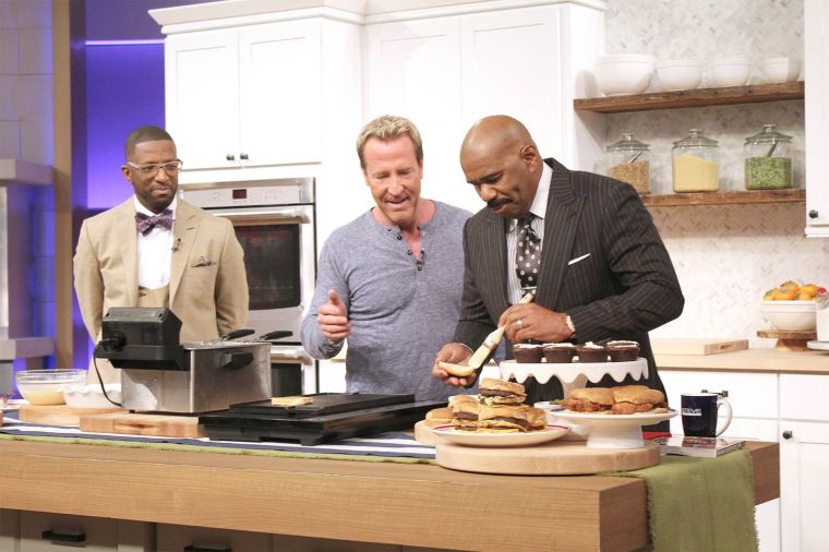 Rickey Smiley Visits Steve Harvey’s TV Show!