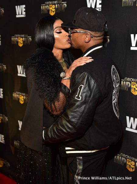 Joseline Hernandez & Stevie J share a kiss!