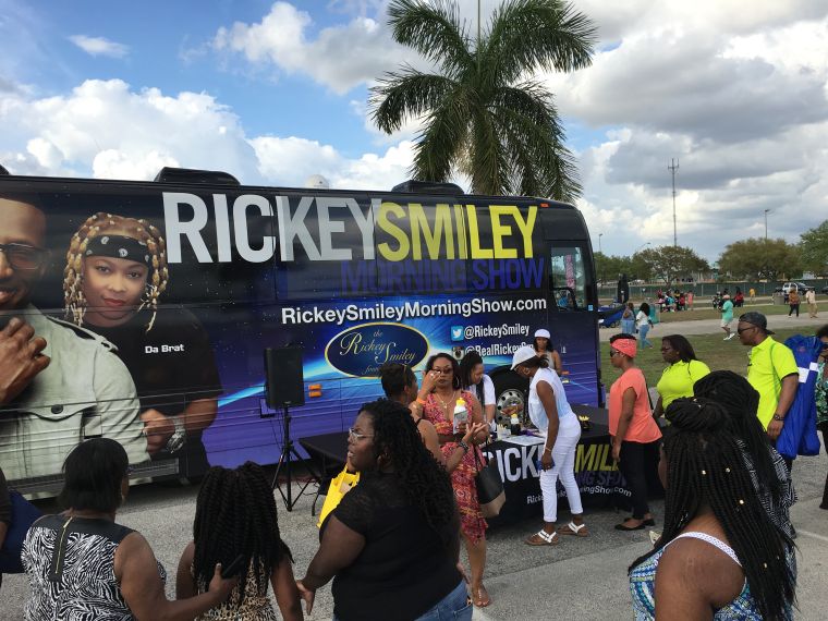 Rickey Smiley Morning Show Listeners & Bus