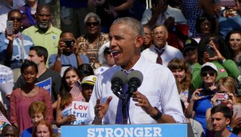 Obama at Democrats' electoral campaign in Philadelphia
