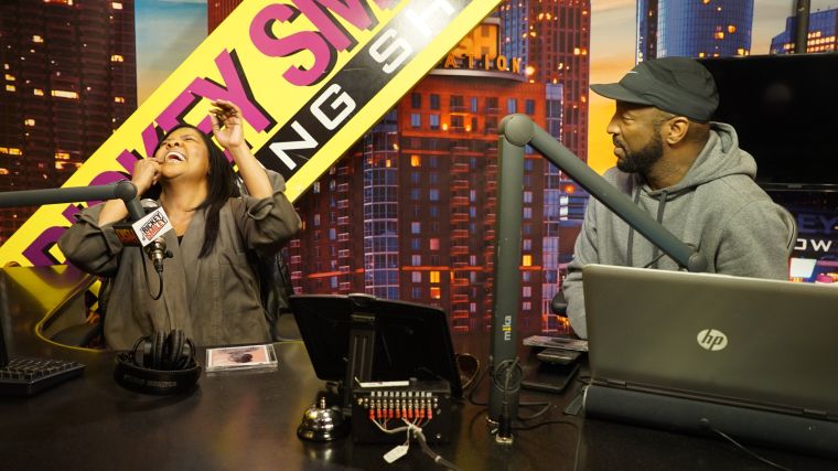 Rickey Smiley Has Cece Winans As Special Guest For The Praise Break