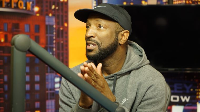 Rickey Smiley Has Cece Winans As Special Guest For The Praise Break