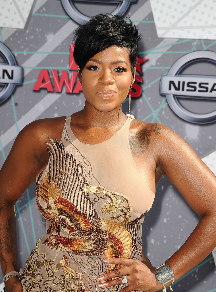 Fantasia is the younger cousin of Kci and JoJo.