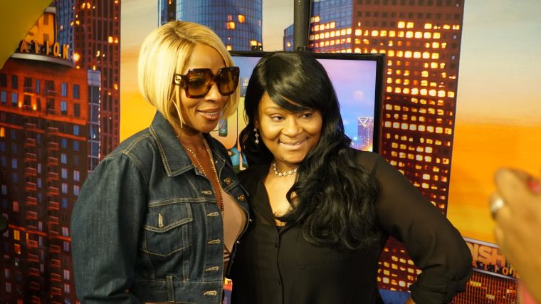 Mary J. Blige & Fan