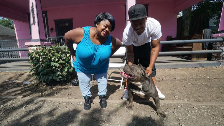 Ms. Juicy @ The Pink Trap House