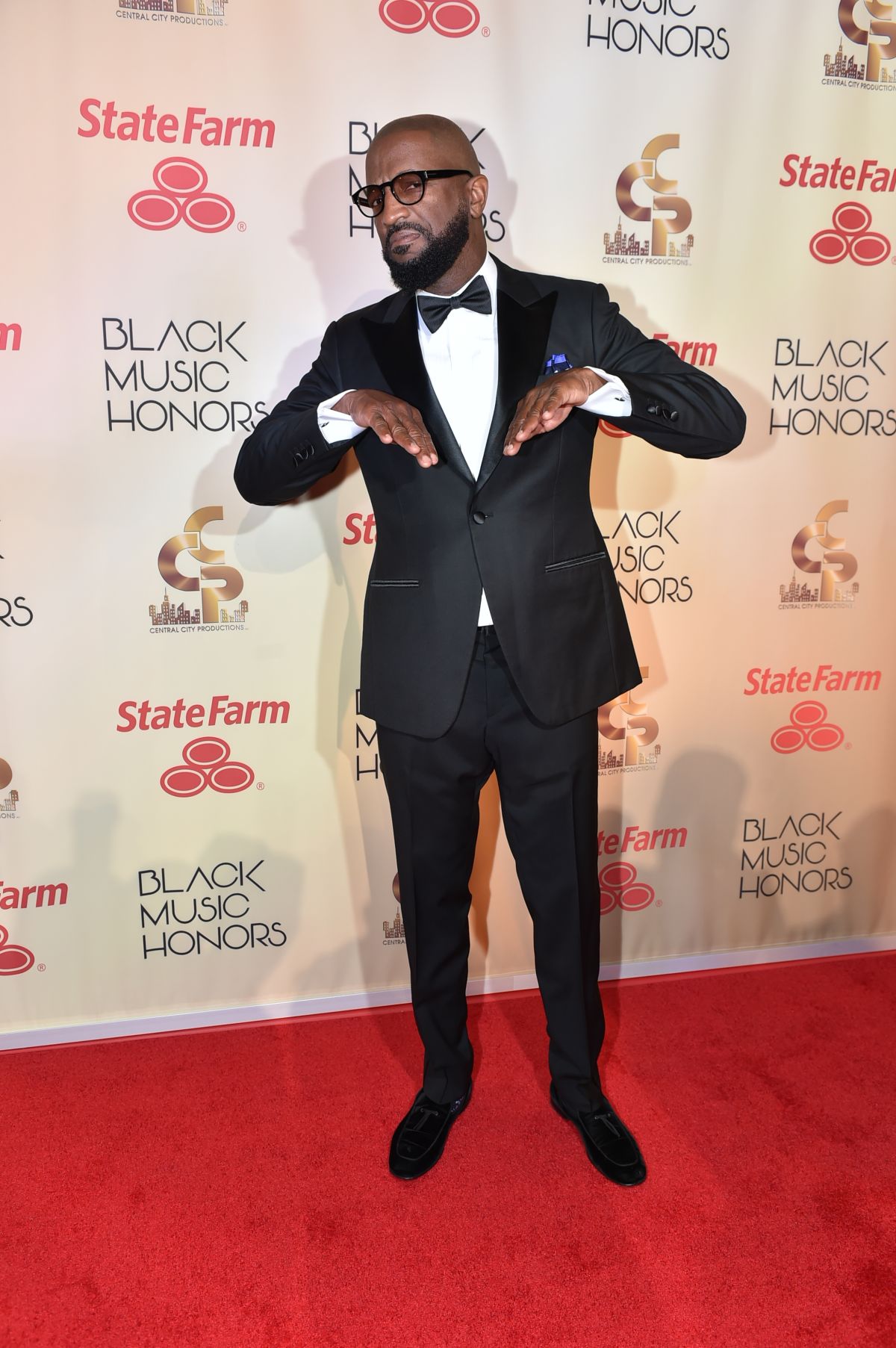 Rickey Smiley In A Dress 37 - el7mz9v