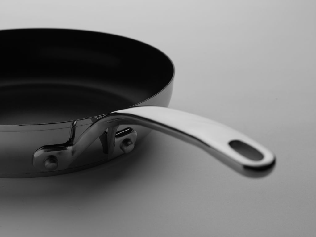 Empty pan