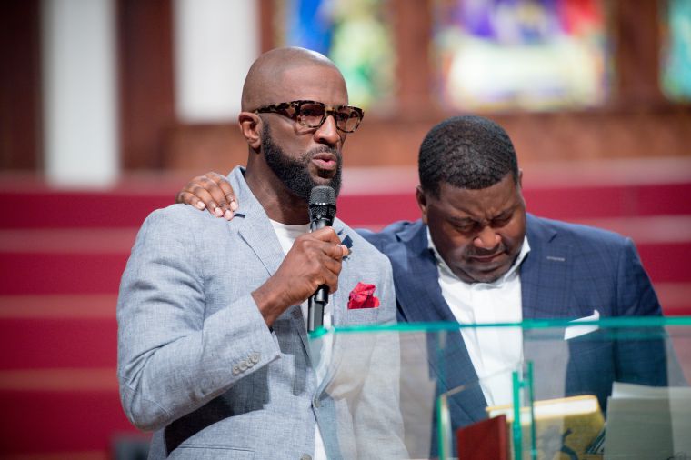 Rickey Smiley & Pastor E. Dewey Smith