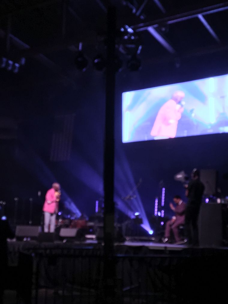 Rickey Smiley Visits New Life Covenant Church In Chicago
