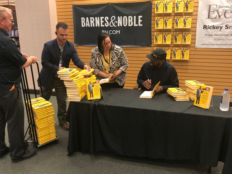 Rickey Smiley “Stand By Your Truth: And Then Run For Your Life” Book Signing In Lafayette, Louisiana At Barnes & Noble