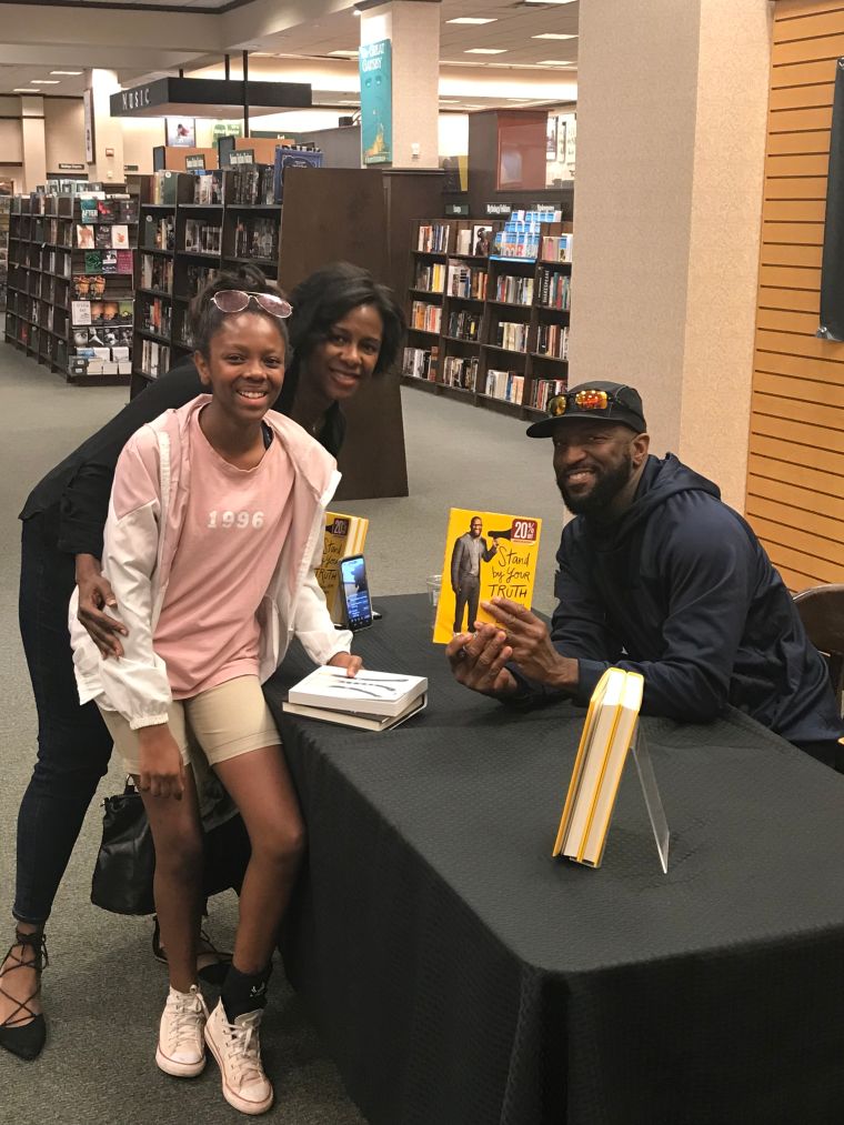 Rickey Smiley “Stand By Your Truth: And Then Run For Your Life” Book Signing In Lafayette, Louisiana At Barnes & Noble