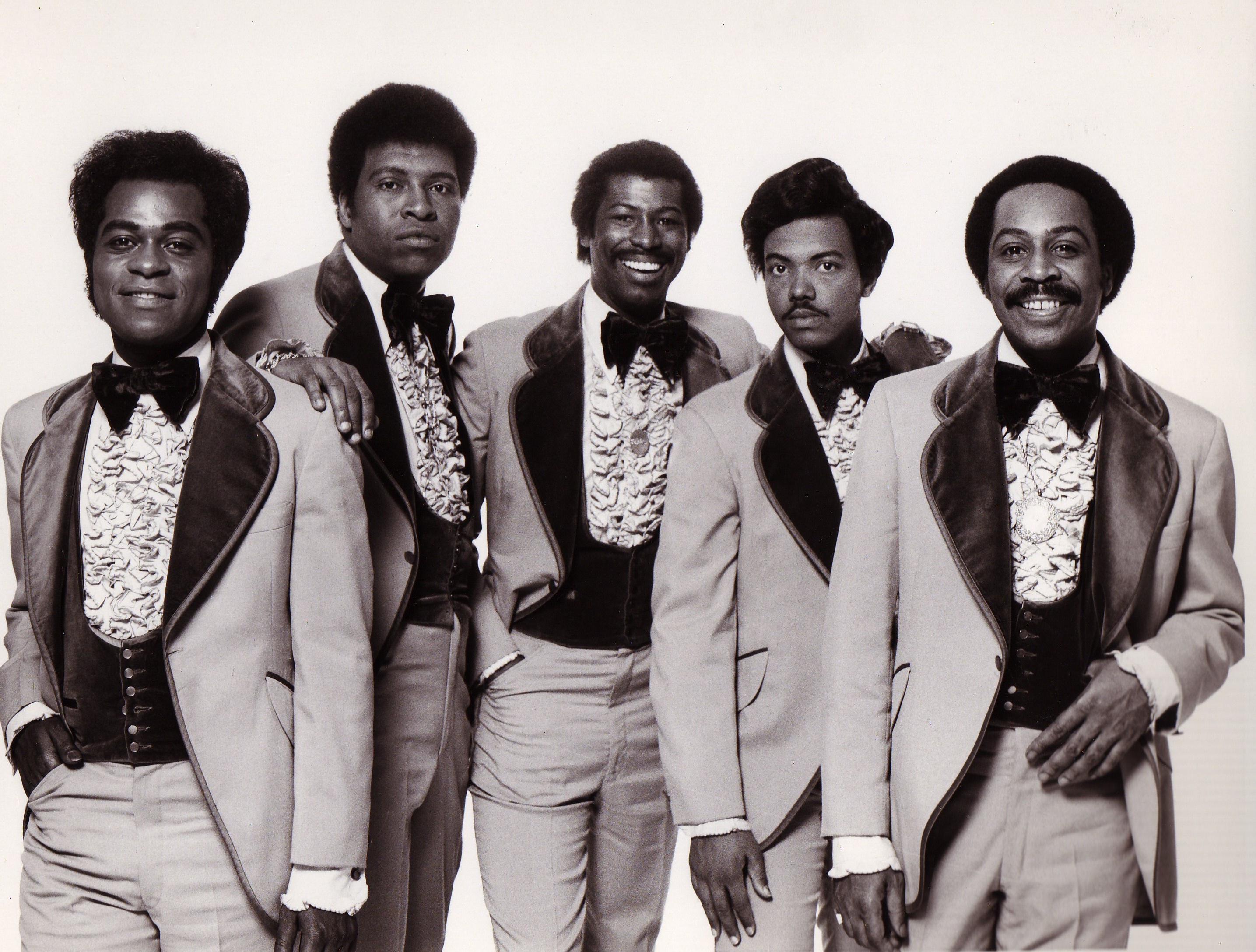 Photo of Harold MELVIN & The Blue Notes