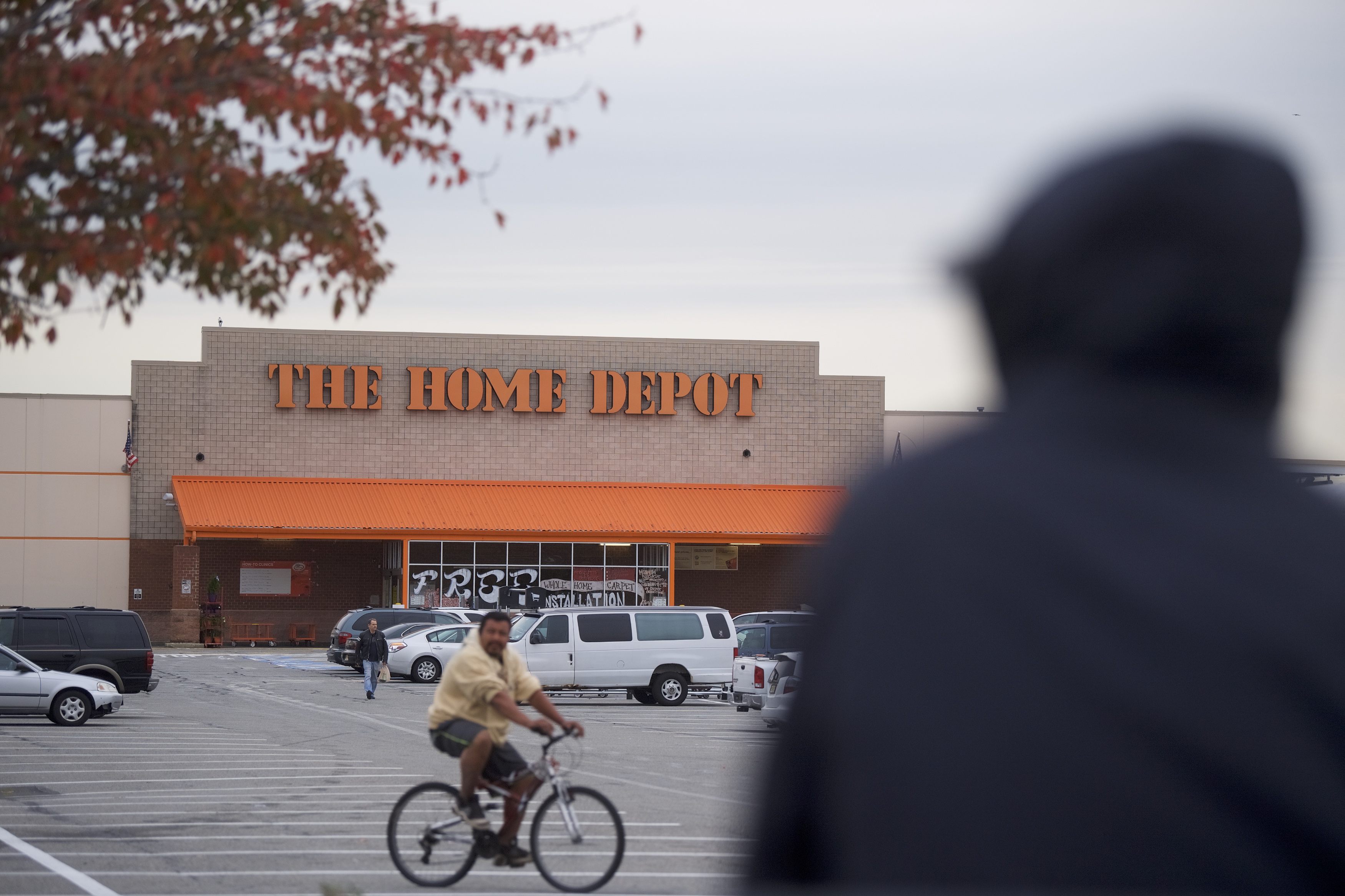 Terror Suspect's House In Paterson, New Jersey Searched By Police and FBI