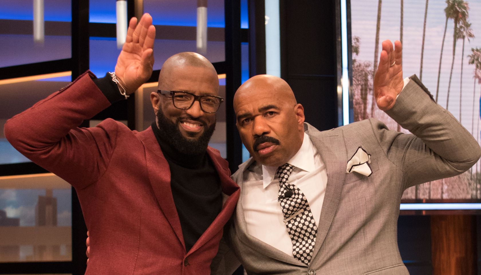 Rickey Smiley On Steve Harvey's Show "Steve"