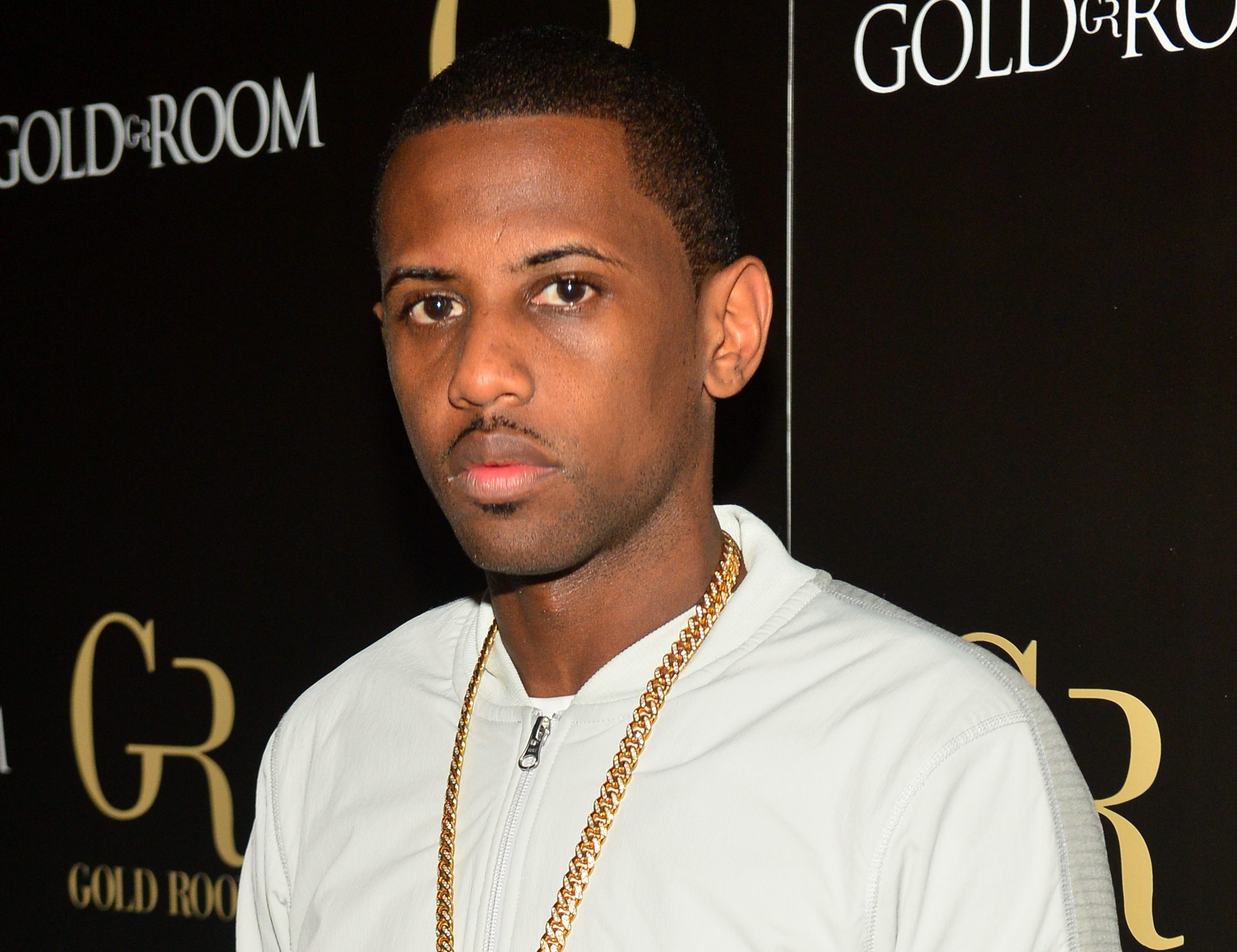 Fabolous Host Gold Room