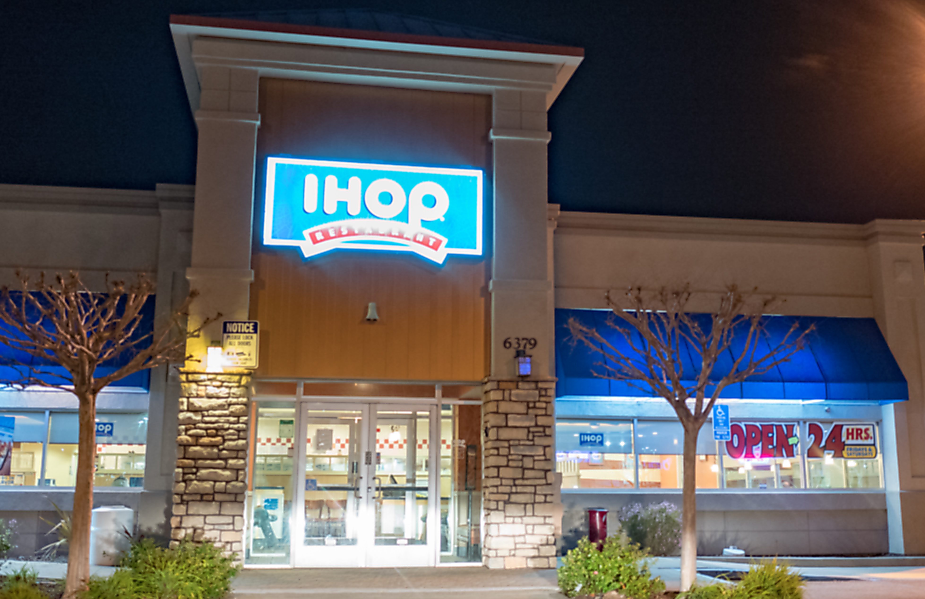 IHOP At Night