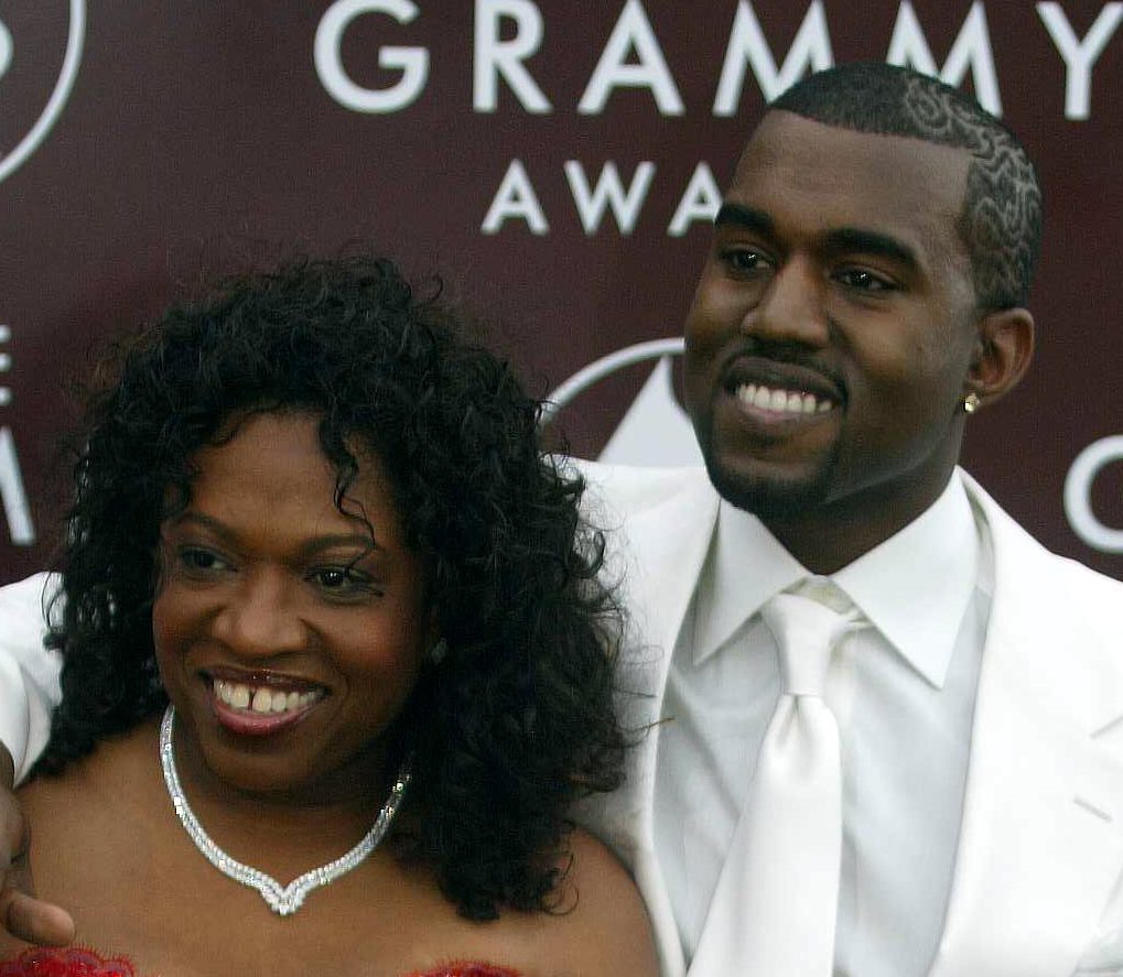 47th Annual Grammy Awards - Staples Center - Los Angeles