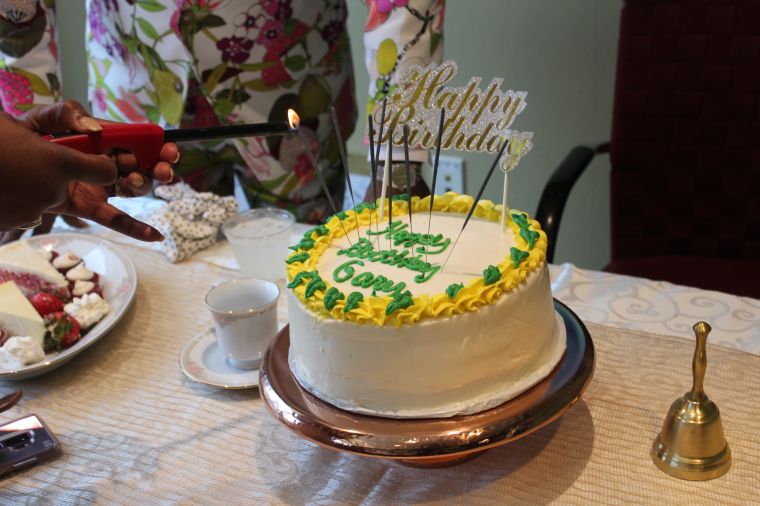 Gary With Da Tea's Cake