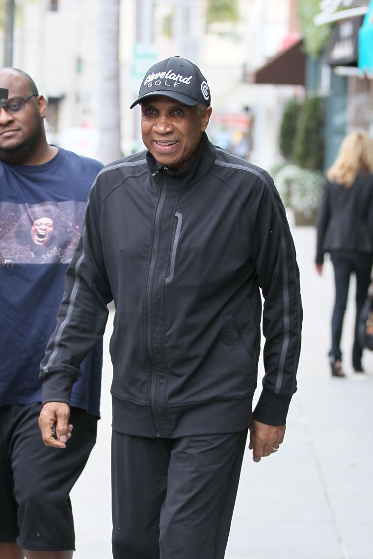 MLB Hall of Famer Frank Robinson