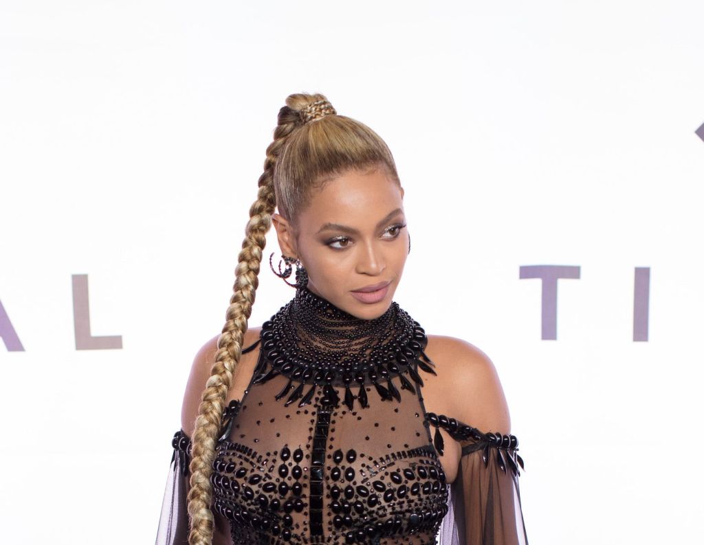 Beyonce arriving at the Tidal X benefit show