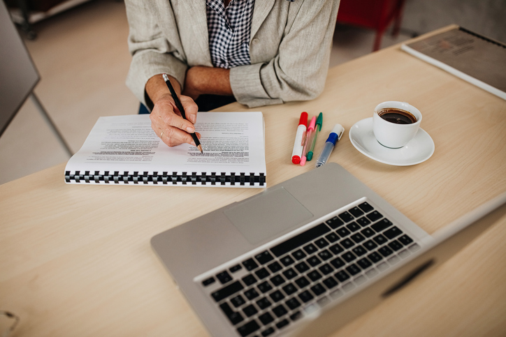 Teacher hosting online class