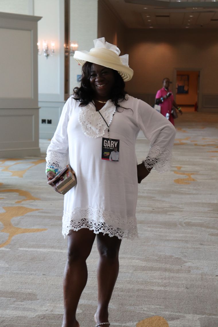 Gary Brings The Tea To Rickey Smileys Birthday Beach Blowout