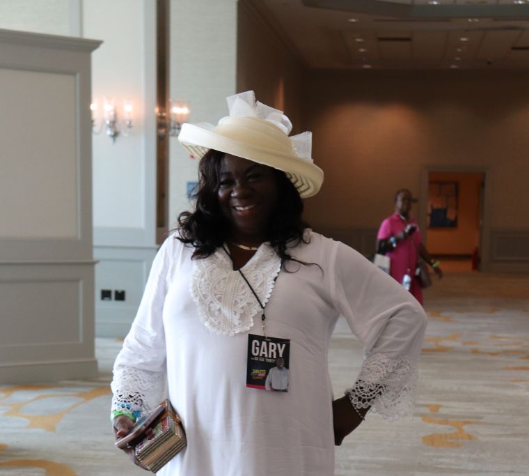 Gary Brings The Tea To Rickey Smileys Birthday Beach Blowout