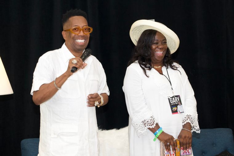 Gary Brings The Tea To Rickey Smileys Birthday Beach Blowout