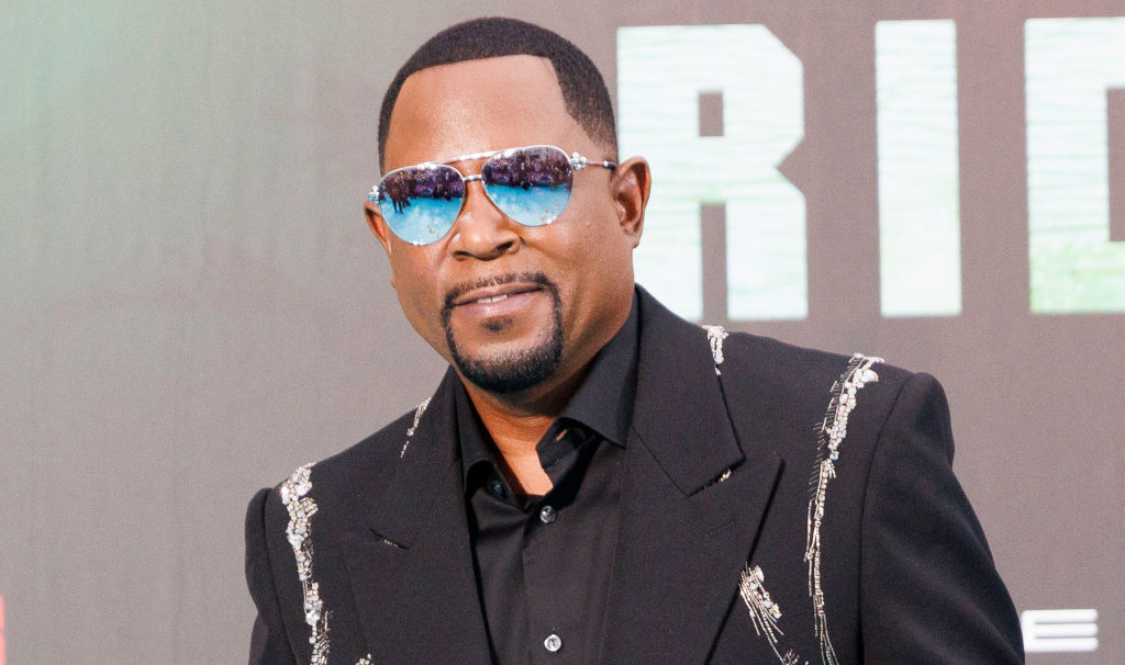 Martin Lawrence Tour: The Comedy Legend Returns to the Stage Fan Reactions and Social Buzz