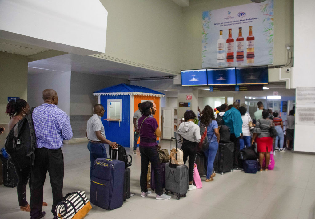 HAITI-UNREST-AIRPORT
