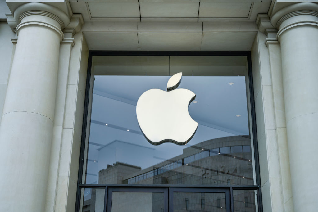 Apple store, Passeig de Gracia, Barcelona, Catalonia, Spain